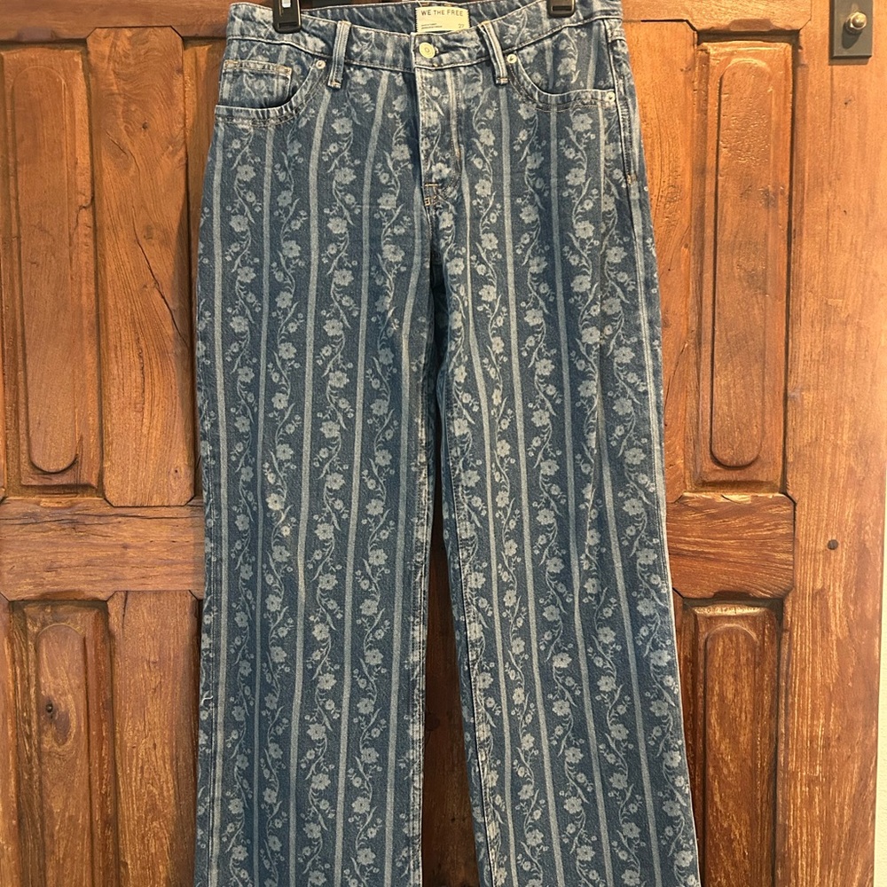 Free People Jeans with cute print!